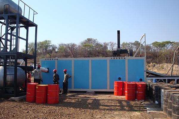 Sitio de trabajo de equipo para fusión de asfalto en Zambia