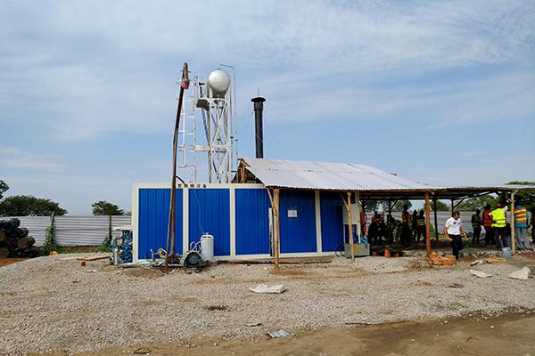 Equipo hidráulico para fusión de asfalto en Uganda