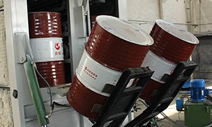 Carga y basculamiento rápido de tambores